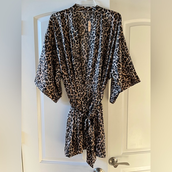 Victoria's Secret Other - Host Pick!!!  Victoria’s Secret leopard robe NWT